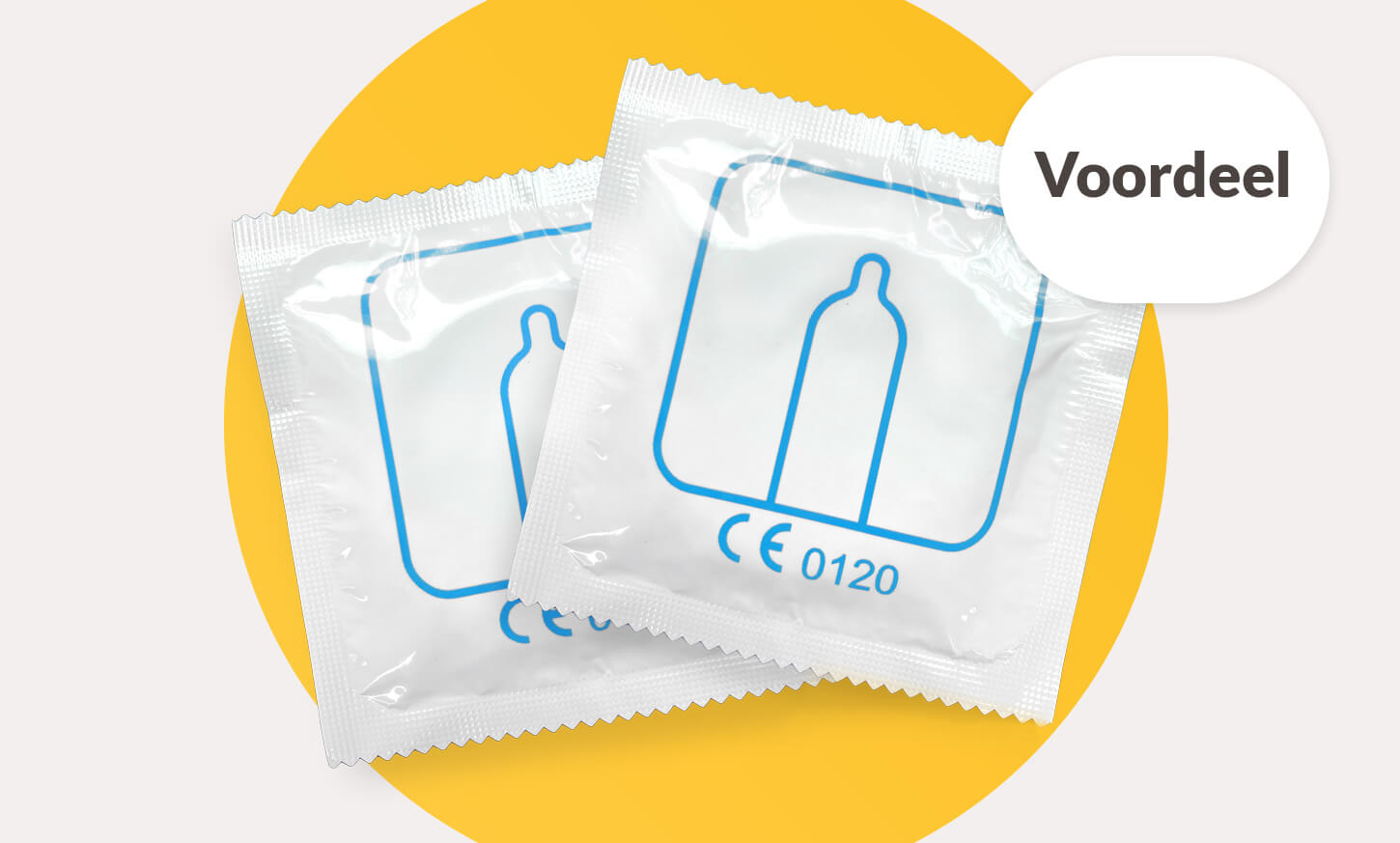 Foto met condooms in verpakking. Voordelig condooms bestellen