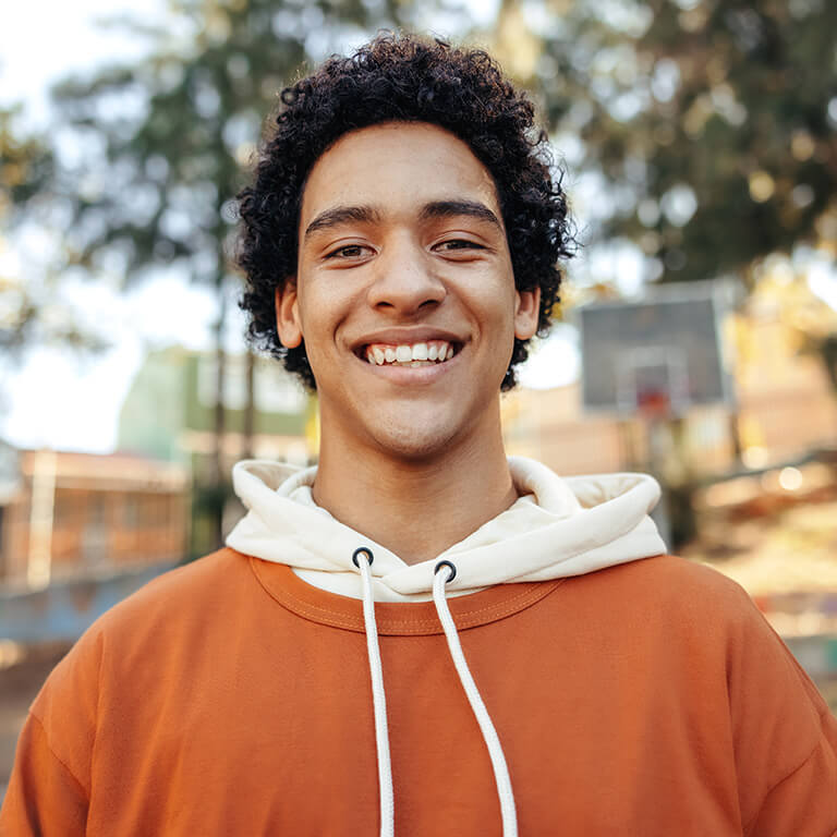 Beeld van een lachend persoon